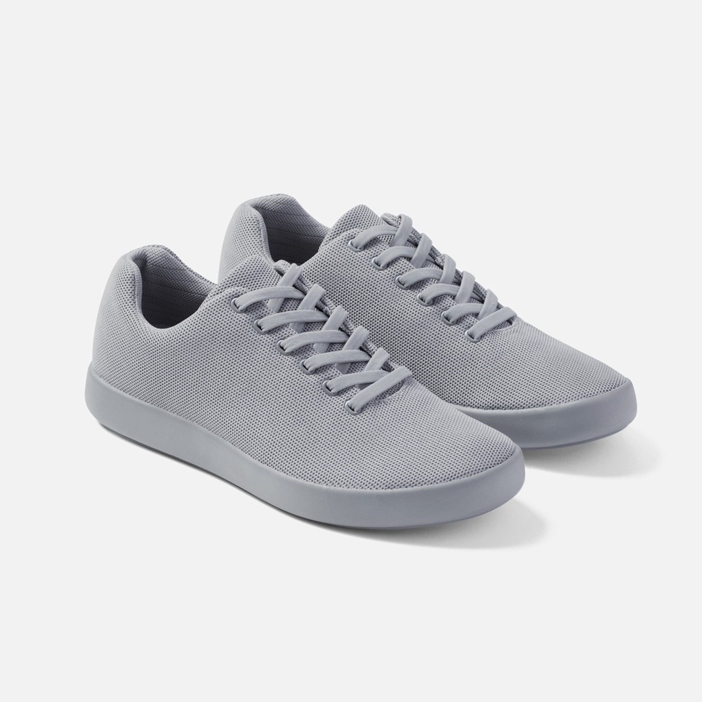 Atoms Model 000 Gray Casual Sneakers Size 6